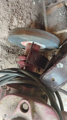 Meule avec moteur électrique 380volts