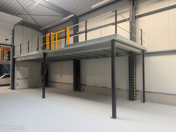 Mezzanine industrielle de 38m2 - état neuf - disponible immédiatement