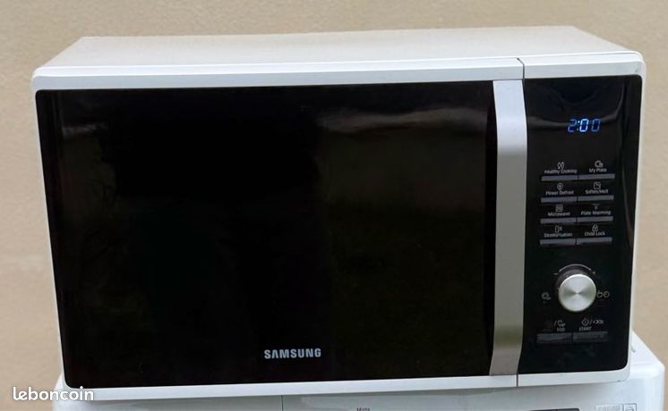 Micro-ondes Samsung 28L