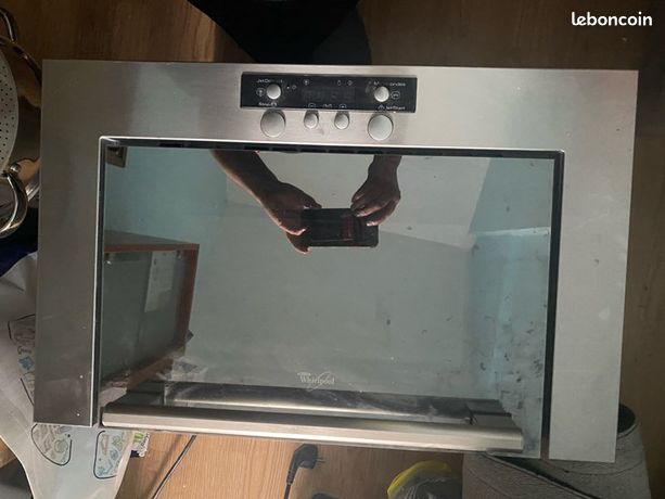 Microonde a encastrer et hotte wirlpool
