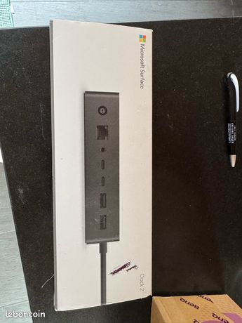 Microsoft Surface Dock 2