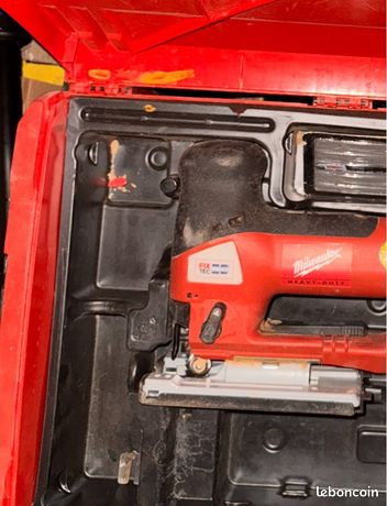 Milwaukee scie sauteuse filaire