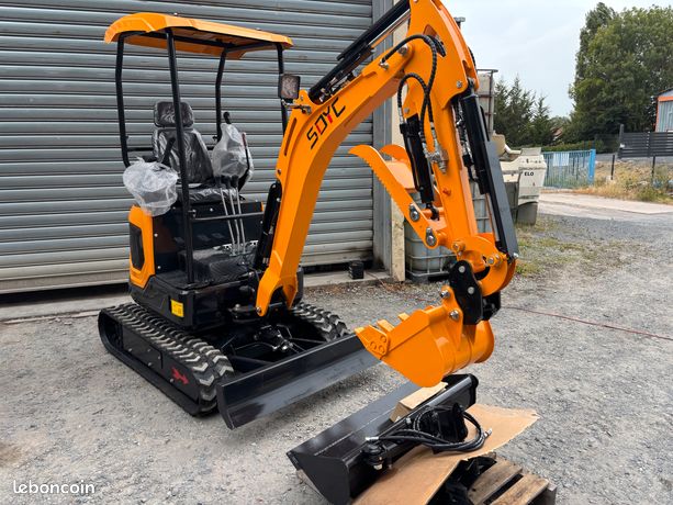 Mini Pelle 18T Moteur Kubota en stock