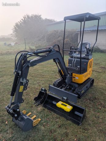 Mini pelle HH12