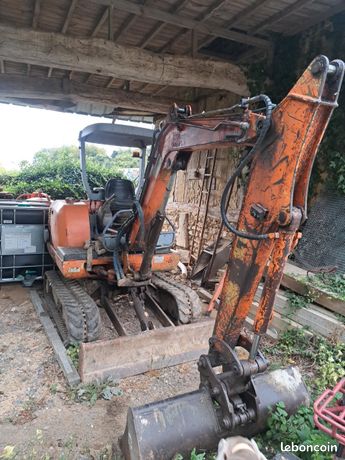 Mini pelle hitachi