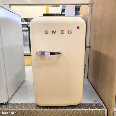 Mini réfrigérateur SMEG FAB5RCR5 Crème
