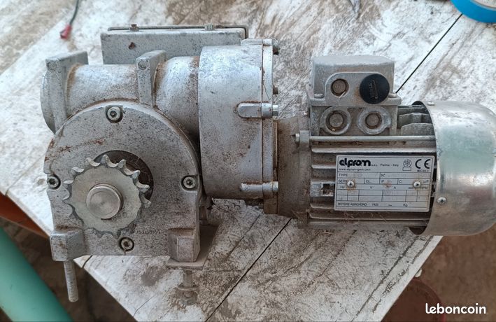 Moteur réducteur ouverture