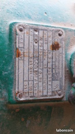 Moteur triphasé