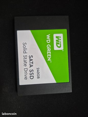 N°32 Disque SSD Western Digital WD 2.5" 240GB / 240Go