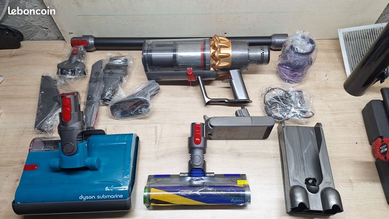 Dyson V15S Detect Submarine / 7 Accessoires