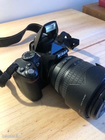 Nikon D3000