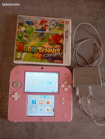 Nintendo 2ds rose + 1 jeux