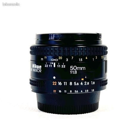 Objectif Nikon 50mm AF F1.8 Argentique En Trés Bon Etat
