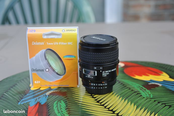 Objectif Nikon/ AF MICRO NIKKOR 60 MM F2.8 en + filtre uv