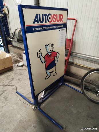Panneau publicitaire