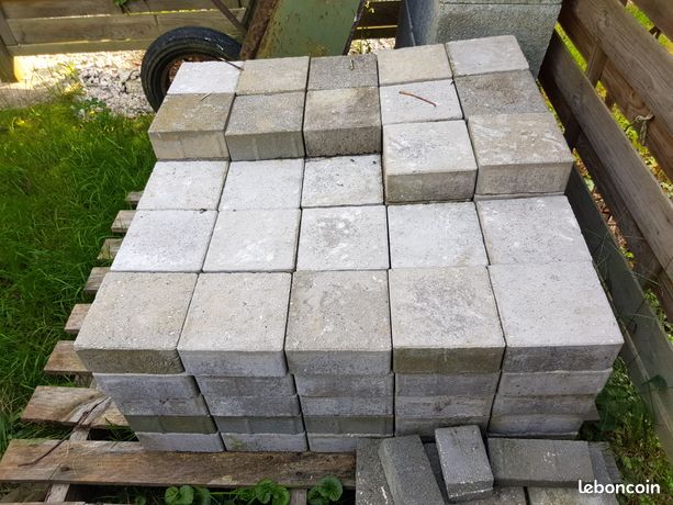 Pavés Béton Hades a enlever sur place