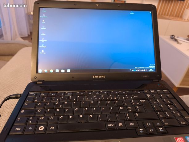 Pc Samsung 540 windows 7 256 Go