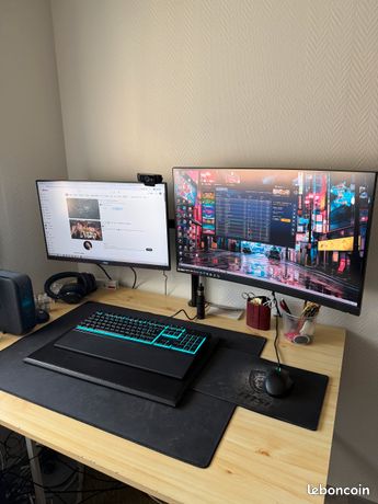PC GAMER Offre en or (départ à l’étranger) 900 cash