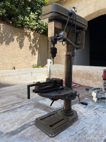 Perceuse à colonne