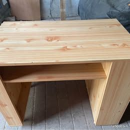 Petit bureau