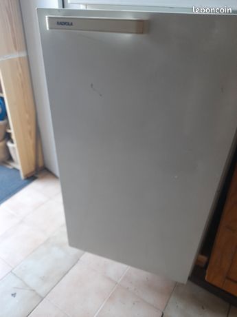 Petit frigo pour sous sol