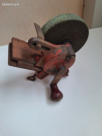 Petite meuleuse à main