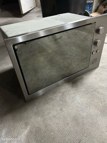 Pièce micro-onde hotpoint ariston