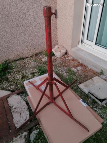 Pied parasol forain
