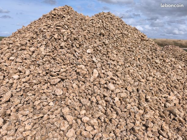 Pierres calcaires pour remblai/chemins 6/tonne