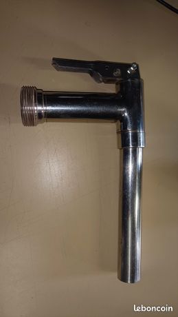 Pistolet entonneur