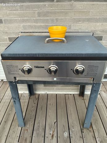 Plancha Tristar
