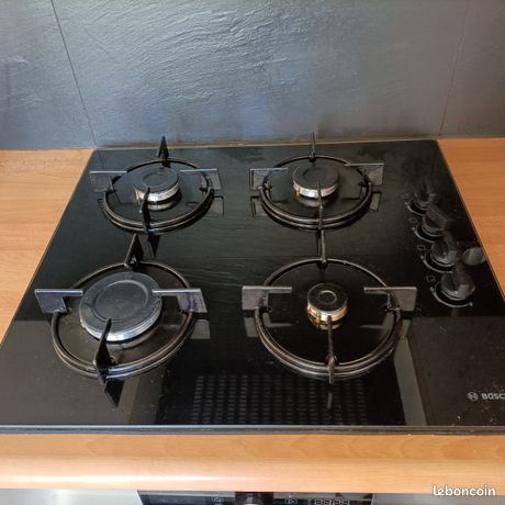 Plaque 4 feux Bosch gaz