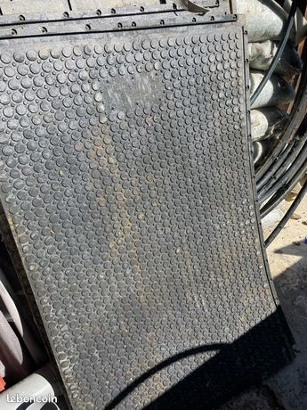 Plaques de roulage