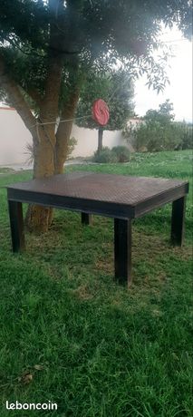 Plate-forme en fer