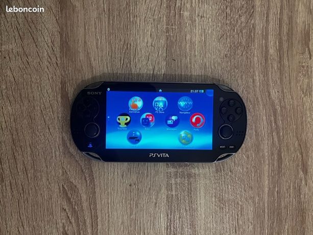 PlayStation vita PCH-1004
