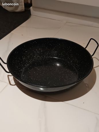Poêle à paella