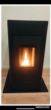 Poêle à pellets / Granulés RIKA FILO noir