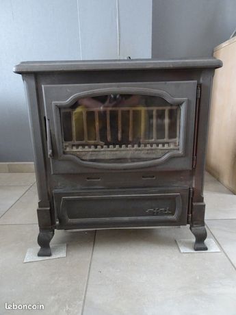 Poele en fonte marque efel
