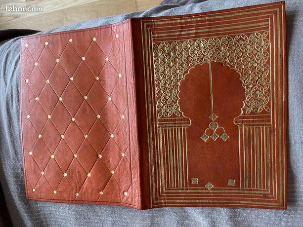 Porte documents en cuir marron doré à la feuillr