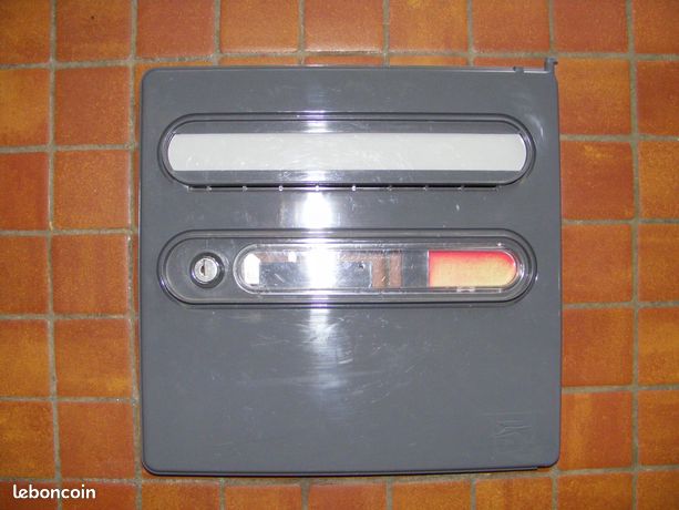 Porte grise