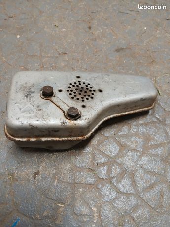 Pot échappement tondeuse