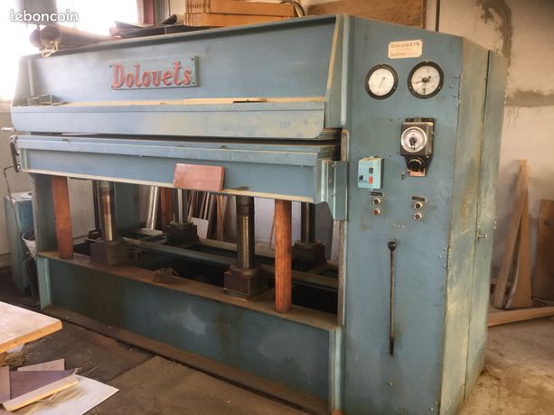 Presse a bois placage