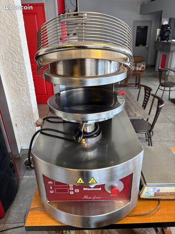 Presse à pâte à pizza Diamond