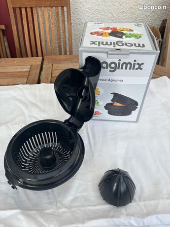 Presse-agrumes Magimix Ref. 17360