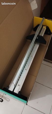 Presse coupante pour parquet stratifié Castorama