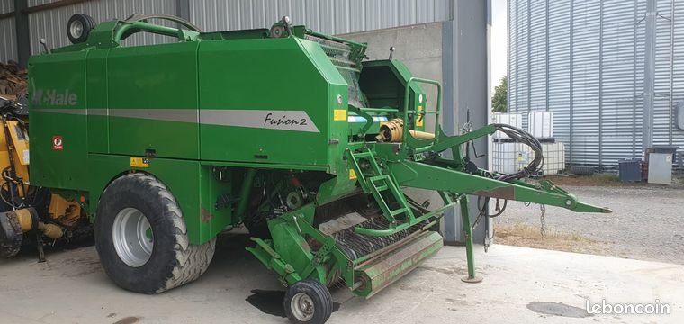 Presse enrubanneuse