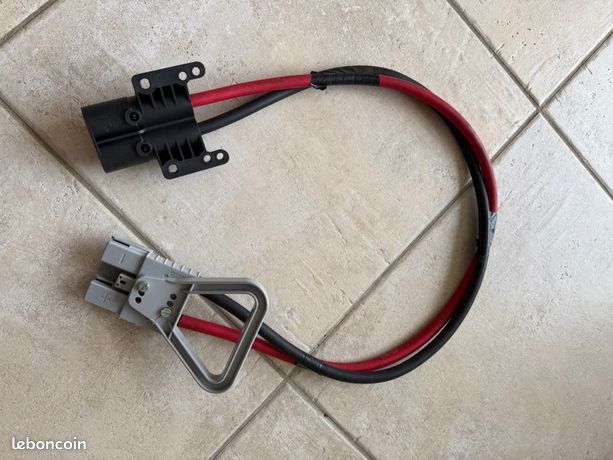 Prise 24 V poids-lourds