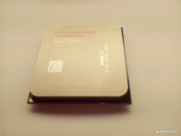 Processeur AMD A6-Series A6-3620 AD3620OJZ43GX Socket FM1 25 Ghz 4 Coeurs