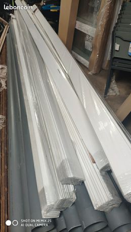 Lambris PVC blanc 1 frisel. 10 cm L. 4 m Dumaplast