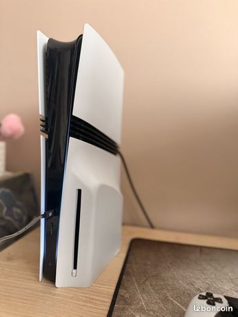 PS5 PRO + Manettes + Écran